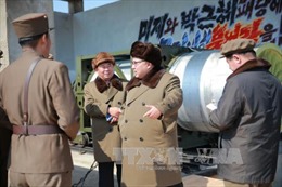 Ông Kim Jong-un thị sát thử nghiệm tên lửa phòng không mới